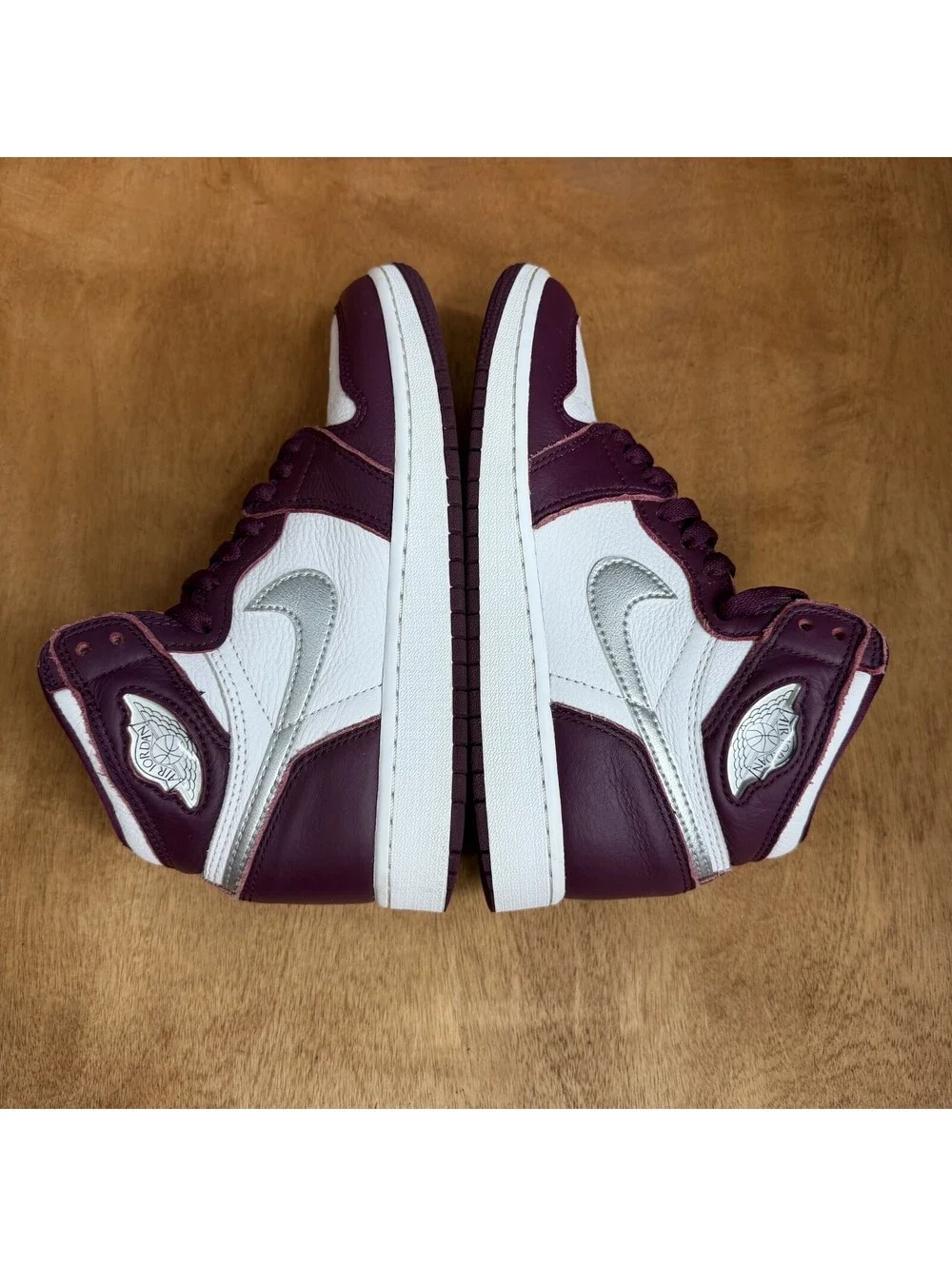 Nike Air Jordan 1 Retro High OG GS Bordeaux Youth Size 5.5Y Sneakers 575441-611
